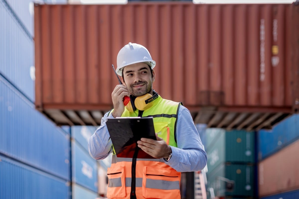 operación logística in-house, 3PL o 4PL